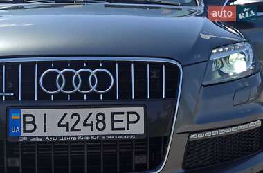 Позашляховик / Кросовер Audi Q7 2014 в 
