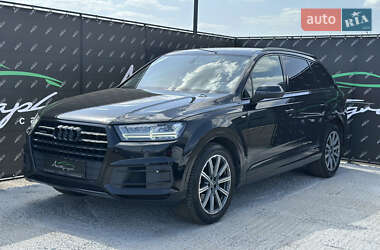 Внедорожник / Кроссовер Audi Q7 2016 в 