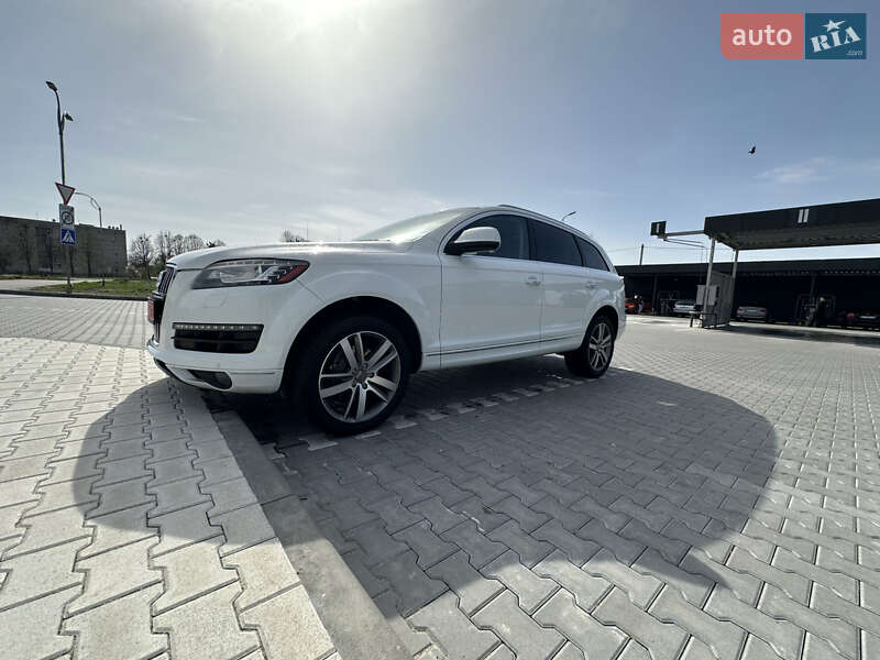 Внедорожник / Кроссовер Audi Q7 2014 в Владимире