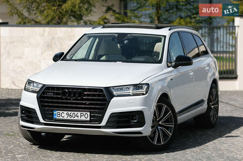 Позашляховик / Кросовер Audi Q7 2017 в Львові