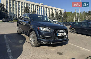 Внедорожник / Кроссовер Audi Q7 2012 в 
