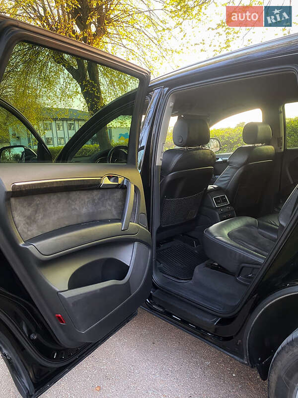 Внедорожник / Кроссовер Audi Q7 2013 в Киеве