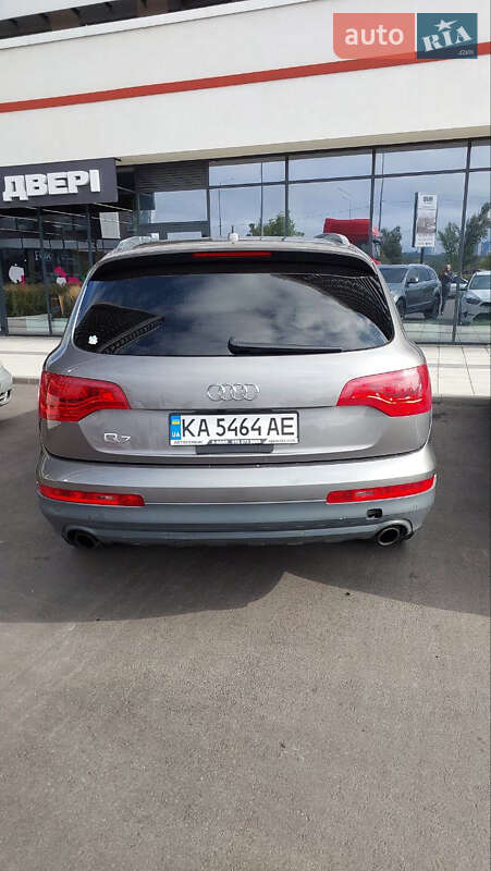 Внедорожник / Кроссовер Audi Q7 2012 в Киеве