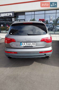 Внедорожник / Кроссовер Audi Q7 2012 в 