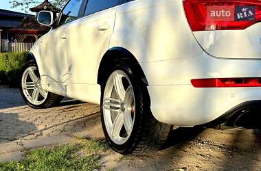 Позашляховик / Кросовер Audi Q7 2012 в 