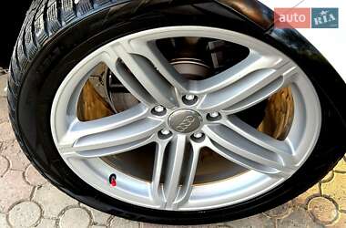 Позашляховик / Кросовер Audi Q7 2012 в 