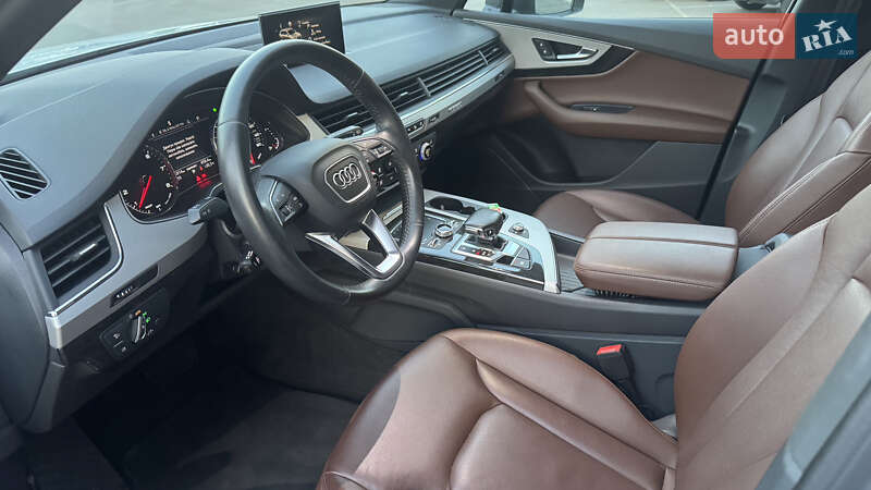 Внедорожник / Кроссовер Audi Q7 2019 в Киеве