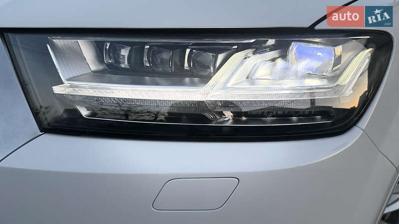 Внедорожник / Кроссовер Audi Q7 2019 в Киеве