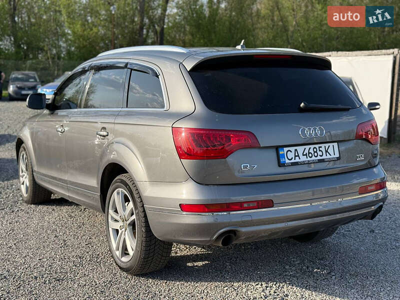 Внедорожник / Кроссовер Audi Q7 2011 в Умани