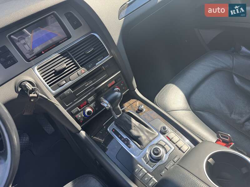 Внедорожник / Кроссовер Audi Q7 2013 в Черкассах