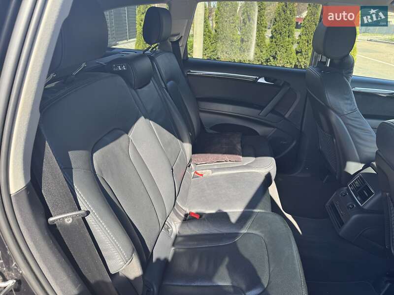 Внедорожник / Кроссовер Audi Q7 2013 в Черкассах