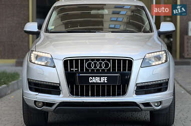 Внедорожник / Кроссовер Audi Q7 2010 в 
