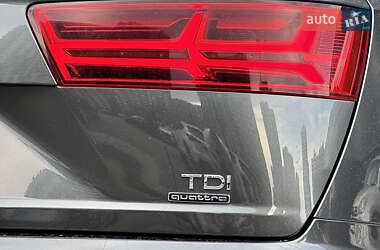 Внедорожник / Кроссовер Audi Q7 2015 в 