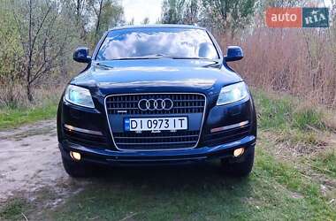 Внедорожник / Кроссовер Audi Q7 2006 в 