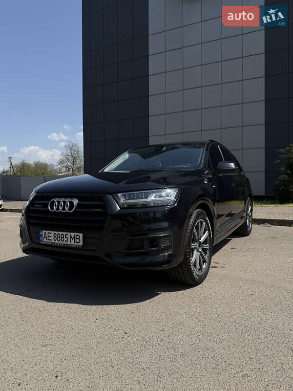 Audi Q7 2017