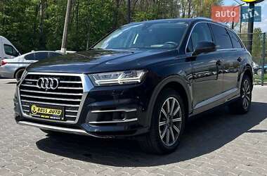 Позашляховик / Кросовер Audi Q7 2017 в 