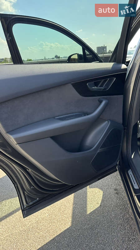 Внедорожник / Кроссовер Audi Q7 2023 в Киеве