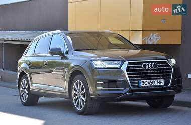 Внедорожник / Кроссовер Audi Q7 2019 в 