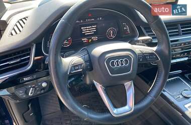 Внедорожник / Кроссовер Audi Q7 2019 в 
