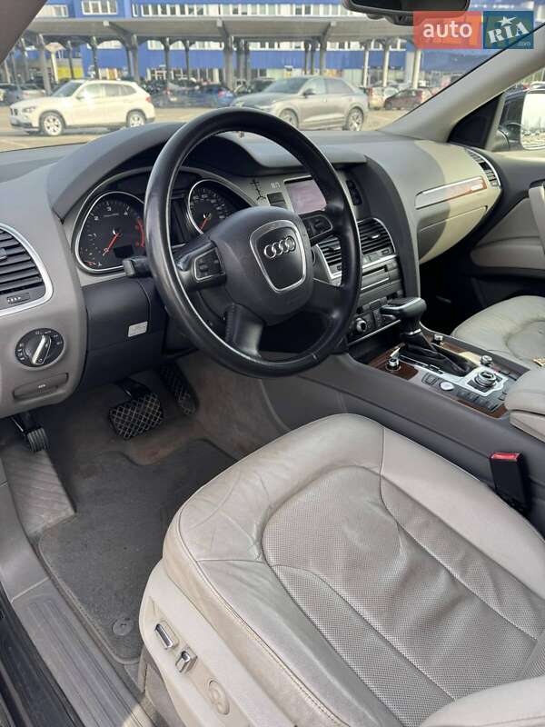 Внедорожник / Кроссовер Audi Q7 2010 в Киеве фото 13 Внедорожник / Кроссовер Audi Q7 2010 в Киеве