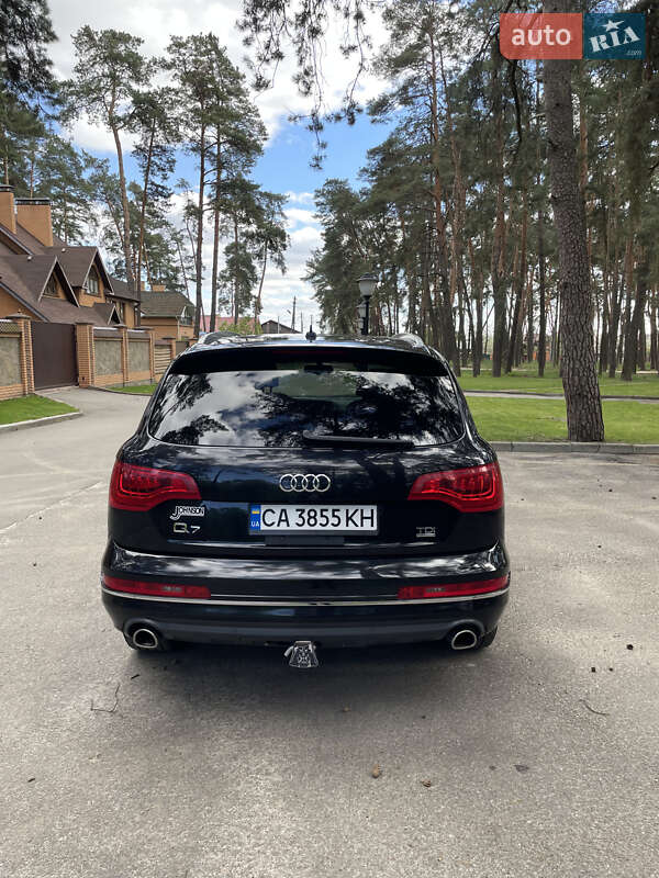 Позашляховик / Кросовер Audi Q7 2014 в Чернігові
