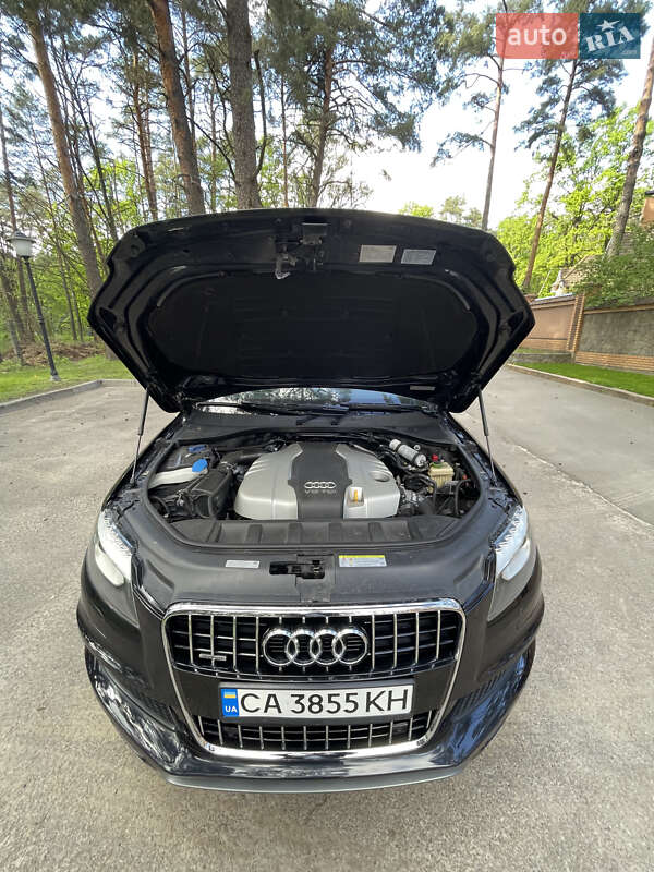 Позашляховик / Кросовер Audi Q7 2014 в Чернігові