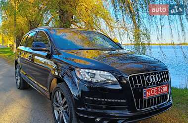 Позашляховик / Кросовер Audi Q7 2015 в Дубні