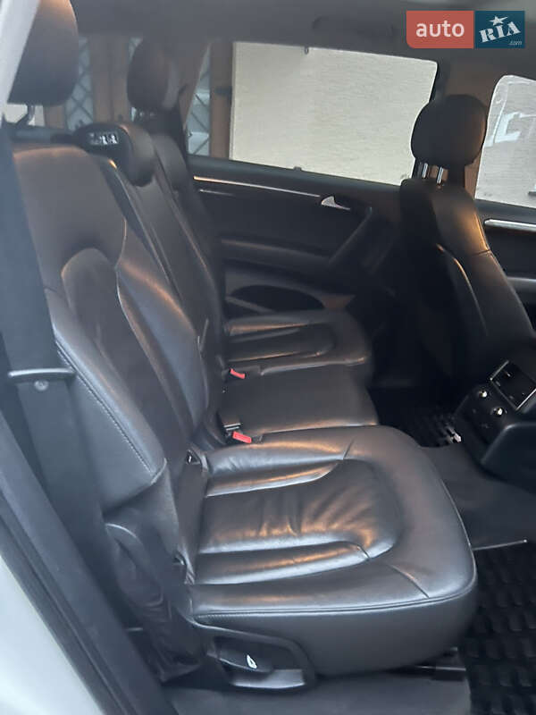 Внедорожник / Кроссовер Audi Q7 2010 в Грушево фото 11 Внедорожник / Кроссовер Audi Q7 2010 в Грушево