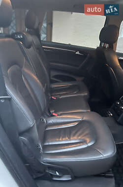 Внедорожник / Кроссовер Audi Q7 2010 в 