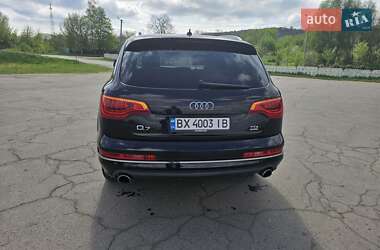 Позашляховик / Кросовер Audi Q7 2013 в 