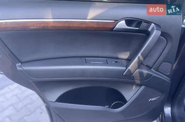 Внедорожник / Кроссовер Audi Q7 2007 в 