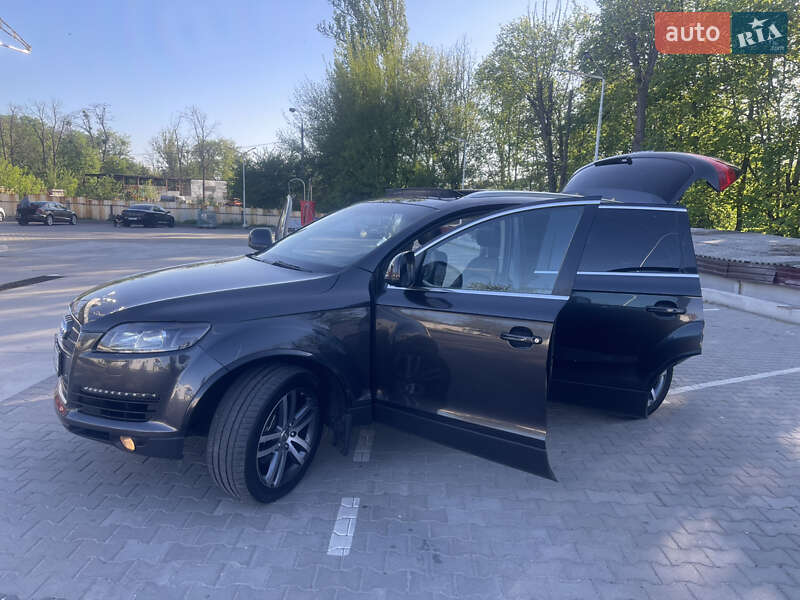 Внедорожник / Кроссовер Audi Q7 2007 в Виннице