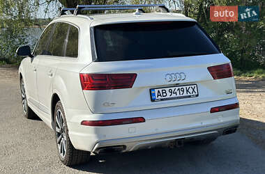 Внедорожник / Кроссовер Audi Q7 2016 в 
