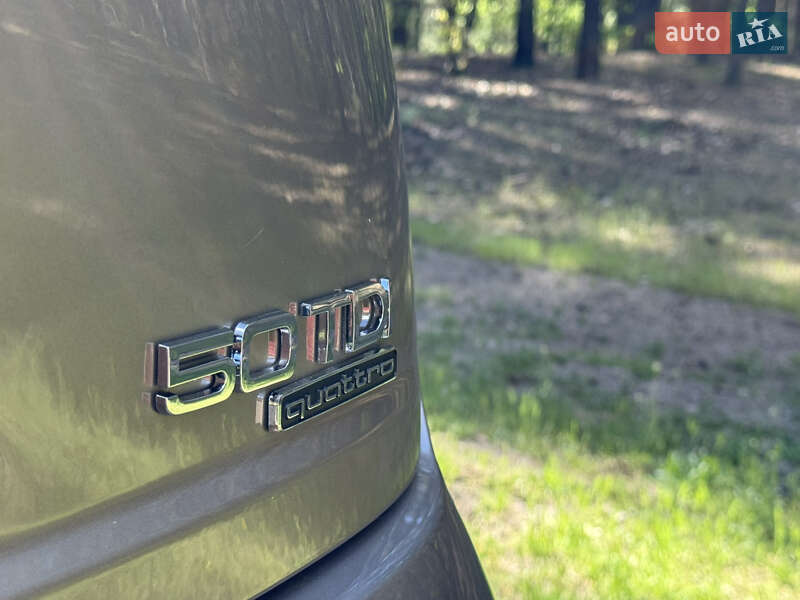 Внедорожник / Кроссовер Audi Q7 2019 в Киеве
