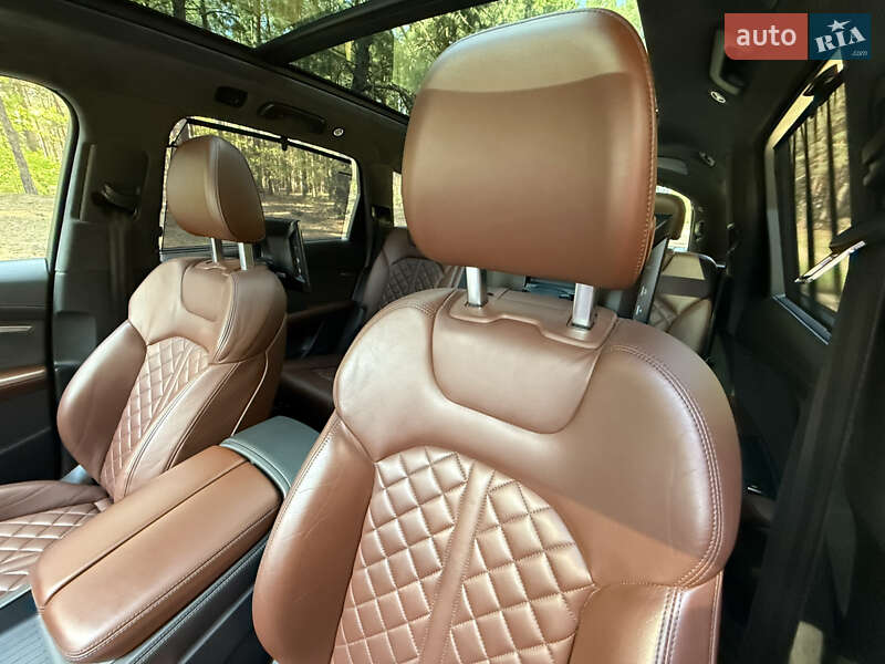 Внедорожник / Кроссовер Audi Q7 2019 в Киеве