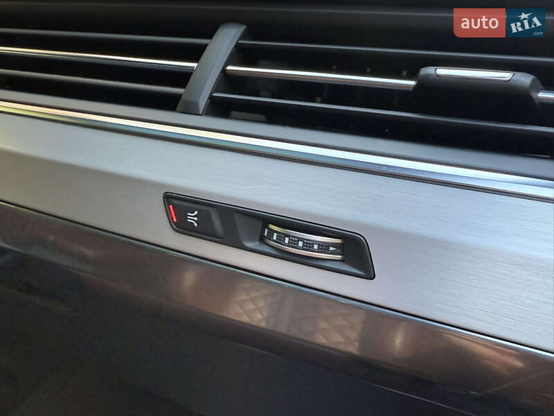 Внедорожник / Кроссовер Audi Q7 2019 в Киеве
