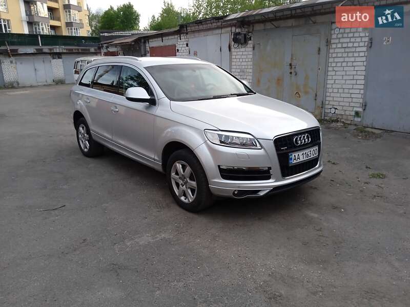 Внедорожник / Кроссовер Audi Q7 2011 в Киеве