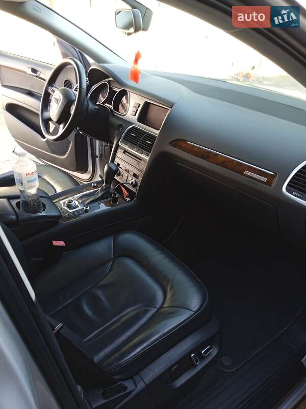 Внедорожник / Кроссовер Audi Q7 2011 в Киеве
