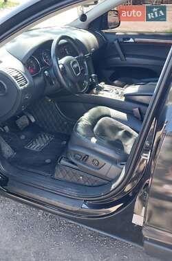 Внедорожник / Кроссовер Audi Q7 2008 в 