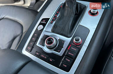 Позашляховик / Кросовер Audi Q7 2014 в 