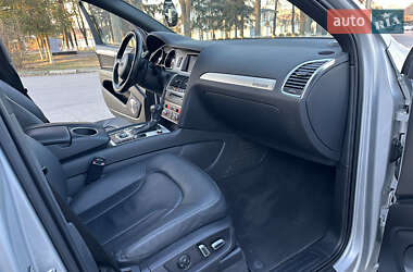 Позашляховик / Кросовер Audi Q7 2014 в 