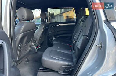 Позашляховик / Кросовер Audi Q7 2014 в 