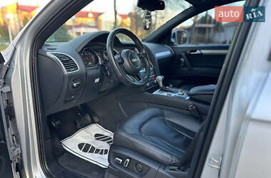 Позашляховик / Кросовер Audi Q7 2014 в 