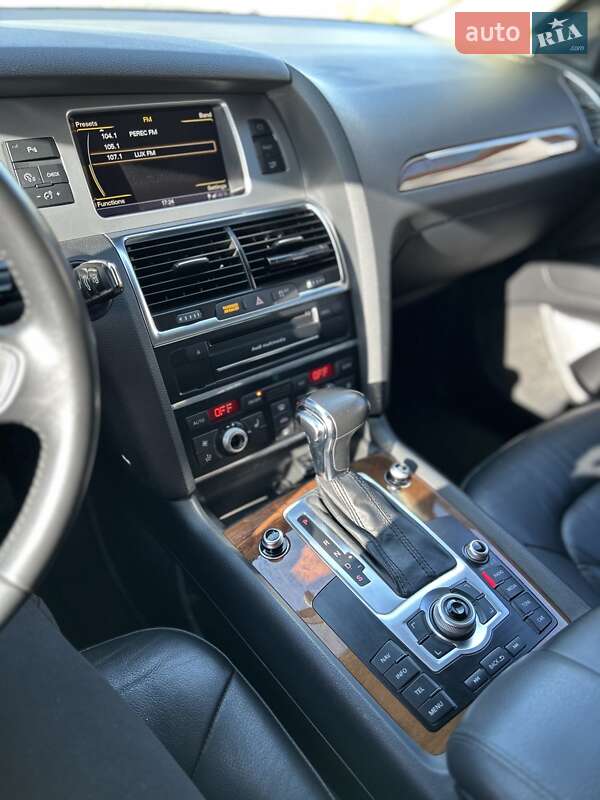 Внедорожник / Кроссовер Audi Q7 2013 в Николаеве