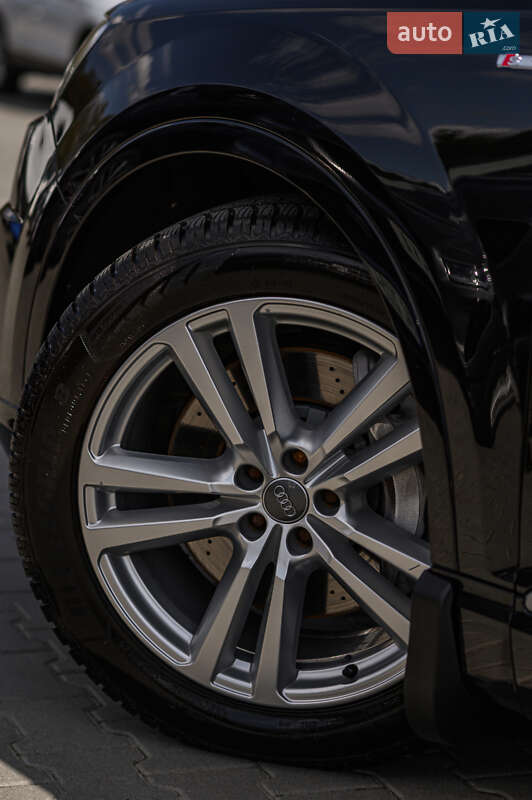 Внедорожник / Кроссовер Audi Q7 2015 в Львове