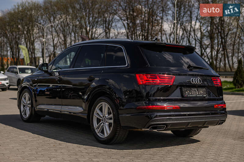 Внедорожник / Кроссовер Audi Q7 2015 в Львове