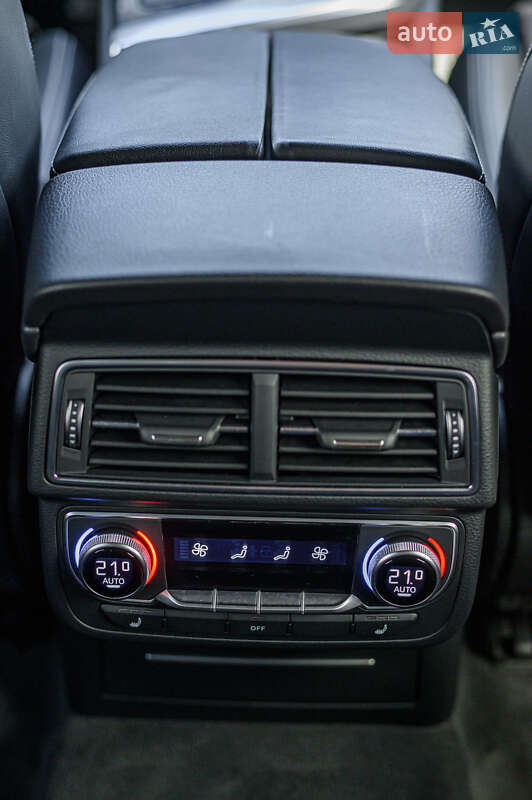 Внедорожник / Кроссовер Audi Q7 2015 в Львове