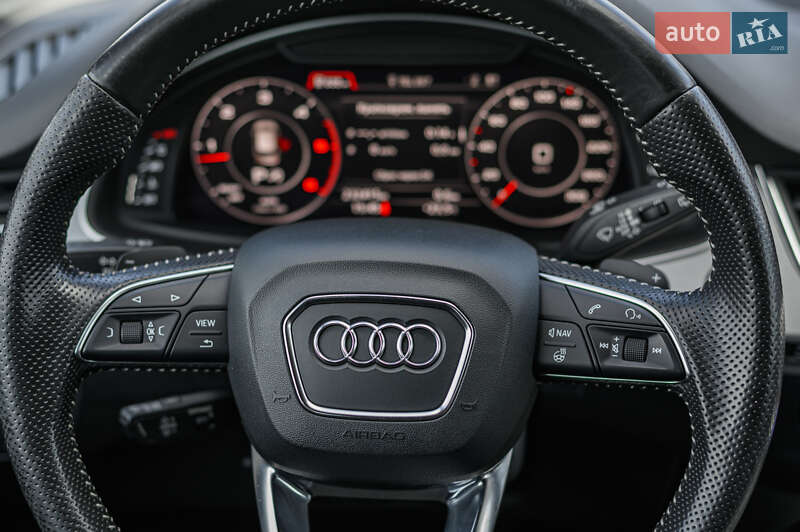 Внедорожник / Кроссовер Audi Q7 2015 в Львове