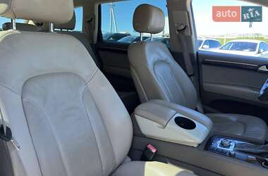 Позашляховик / Кросовер Audi Q7 2012 в 