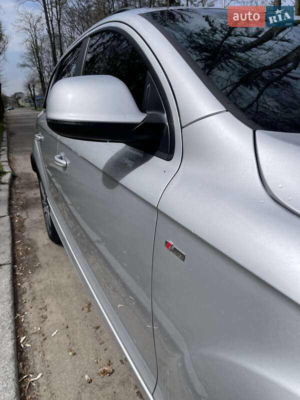 Внедорожник / Кроссовер Audi Q7 2013 в Черновцах